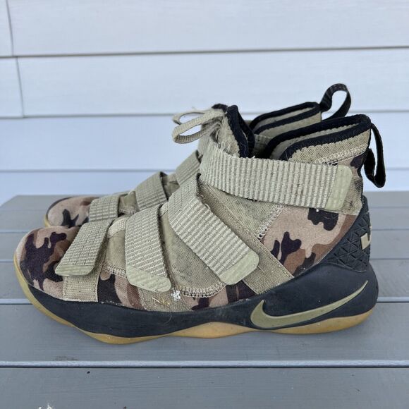 Nike Lebron Soldier 11 Mens Size Shoe Camo Green Basketball